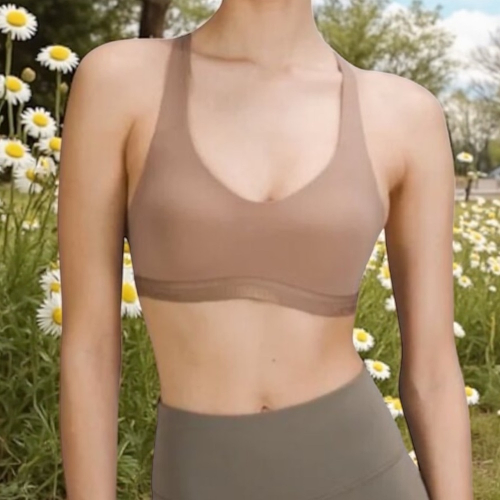Lululemon Up For It Bra in Dusty Bronze Sz 36C